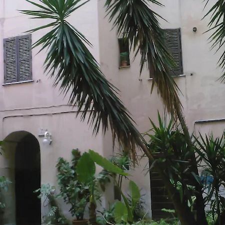 Roma Prince Inn Accommodation Экстерьер фото